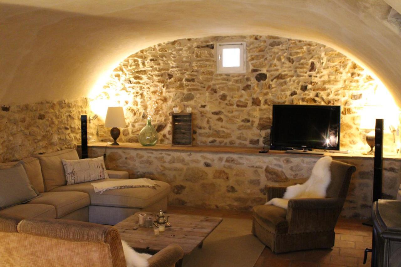 Les Romarins B&B, 10 Min D'Uzes, Piscine Et Grand Jardin, Table D'Hote Exterior photo